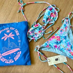 Blackbough Zayin bikini set// Size small